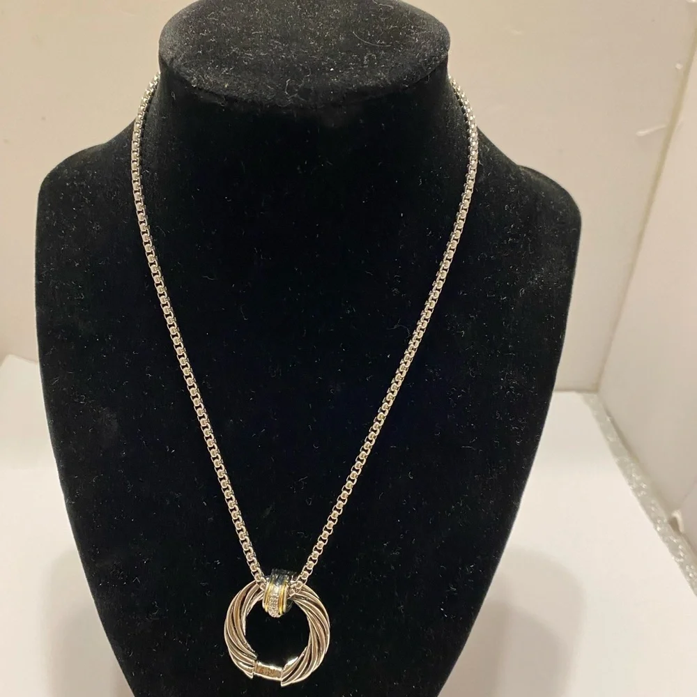 NECKLACE - Picture 5 of 7